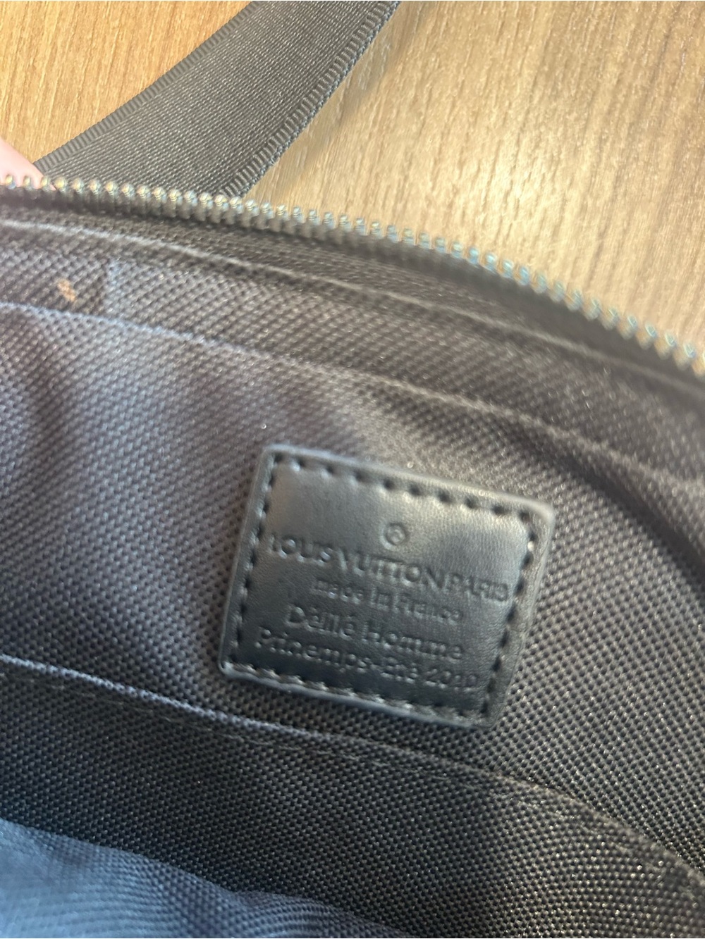 Louis Vuitton Side Bag - Picture 3 of 3